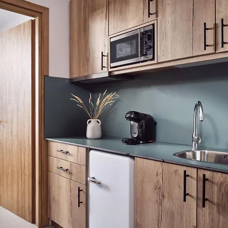 Grimani Aparthotel 3*